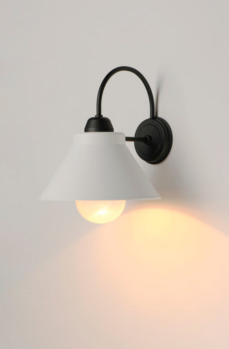 Maxim 10290WTBK One Light Outdoor Wall Lantern, Black