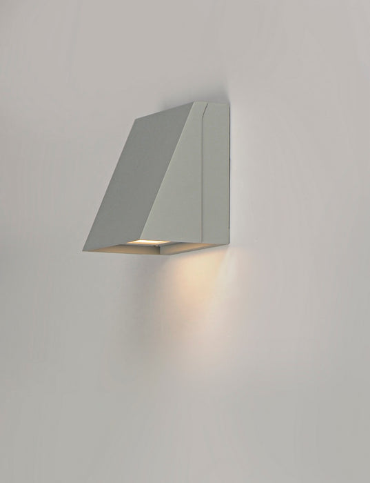 Maxim 52120SV LED Outdoor Wall Sconce, Silver