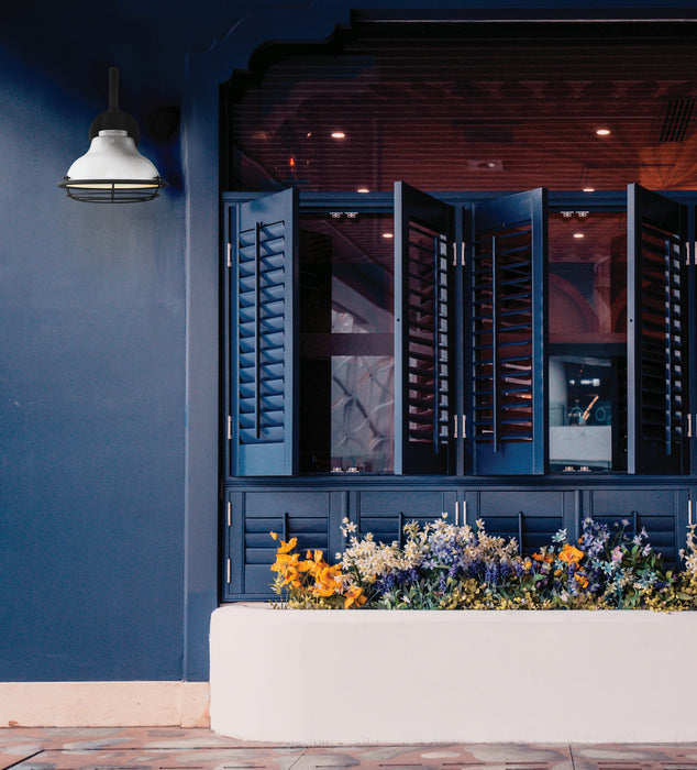 Nuvo Lighting 60-7021 One Light Outdoor Wall Mount, Gloss White / Textured Black