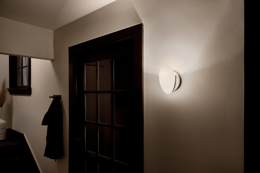Kichler 6520NI One Light Wall Sconce, Brushed Nickel