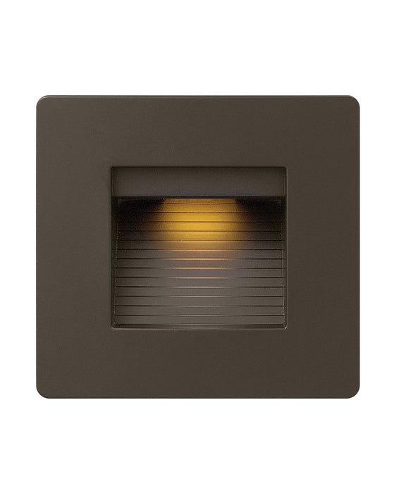 Hinkley 58506BZ3K LED Step Light, Bronze