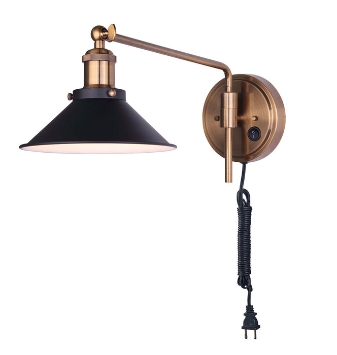 Canarm IWF1017A01BKG One Light Wall Sconce, Matte Black And Gold