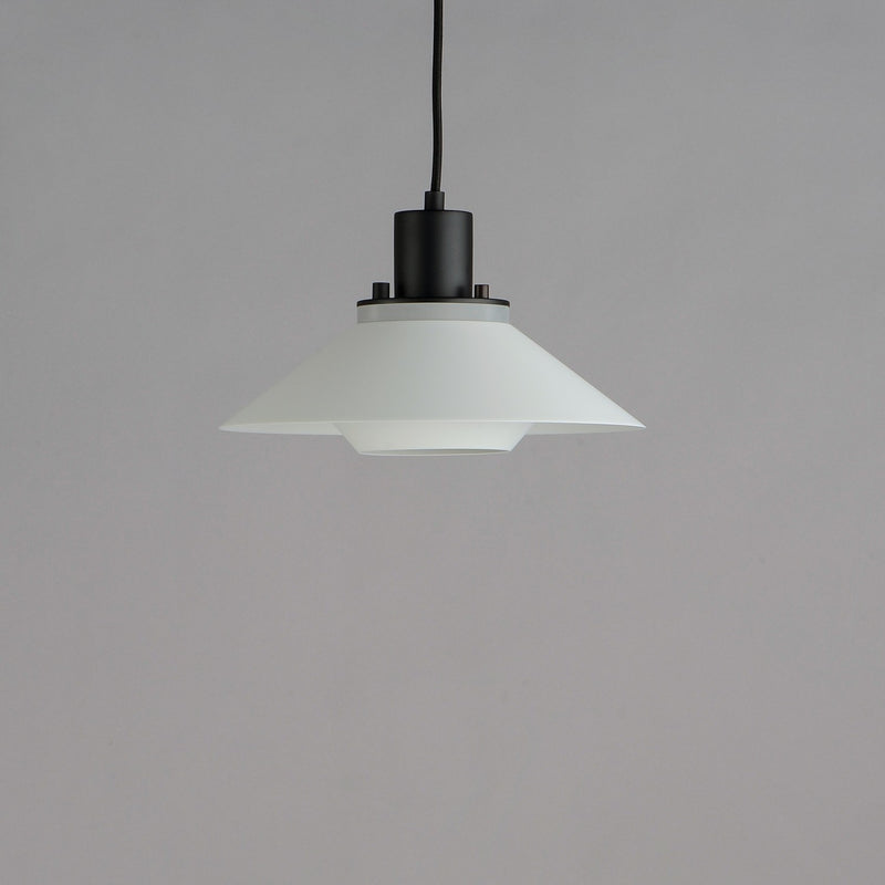 Maxim 11410BKWT One Light Pendant, Black / White