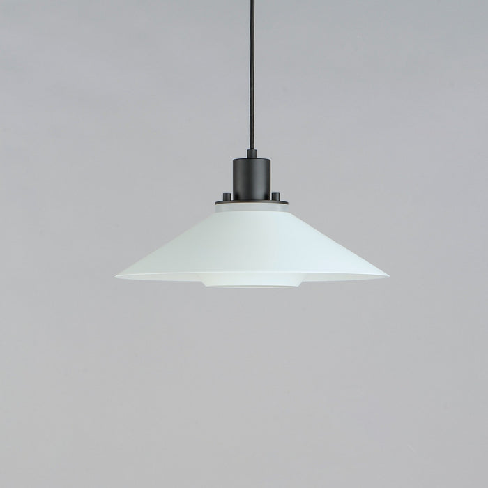 Maxim 11412BKWT One Light Pendant, Black / White