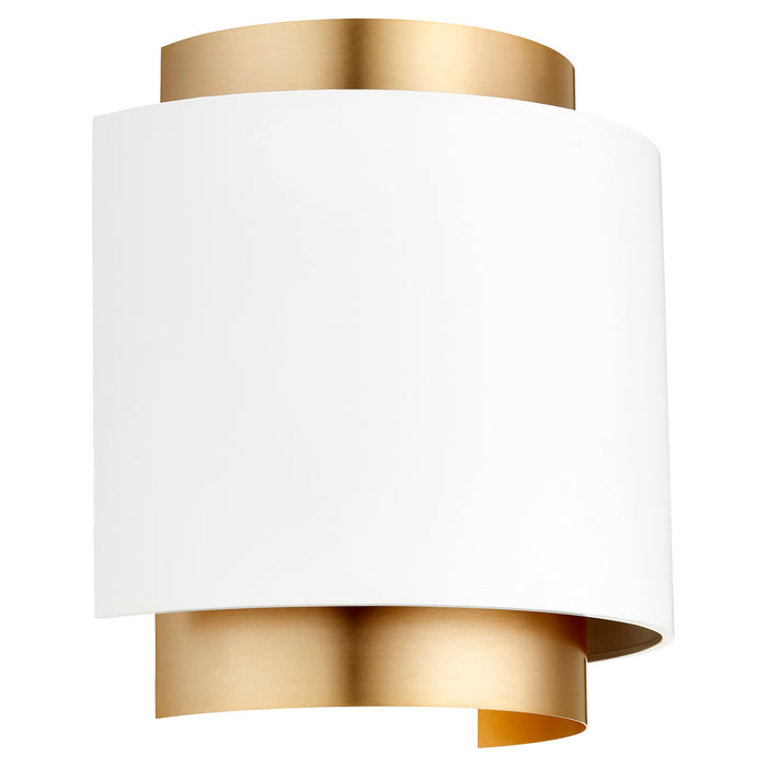 Quorum 5610-0880 One Light Wall Sconce, Studio White w/ Aged Brass