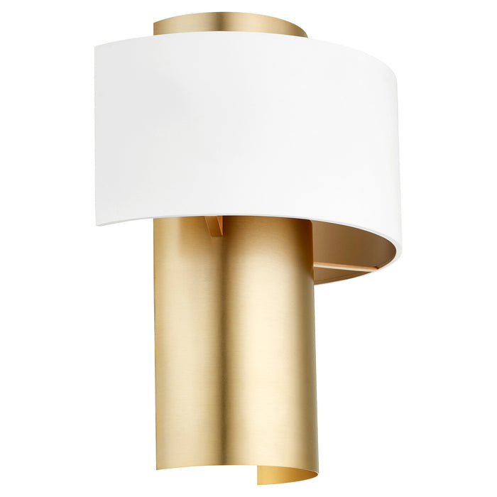 Quorum 5611-0880 One Light Wall Sconce, Studio White w/ Aged Brass