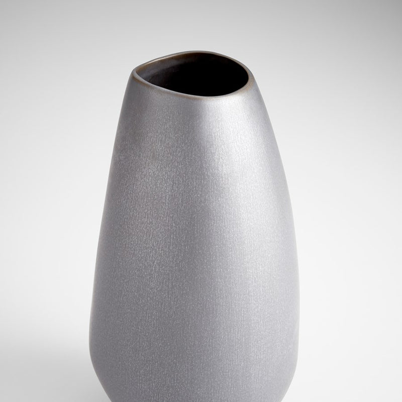 Cyan 10527 Vase, Slate