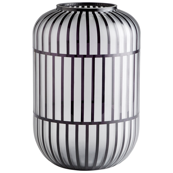 Cyan 10872 Vase, Black