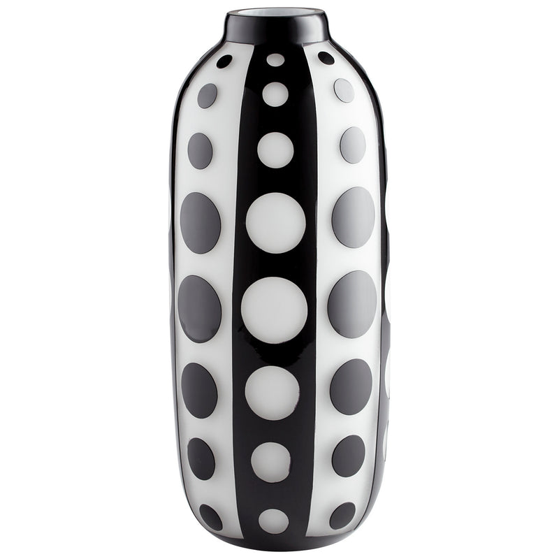 Cyan 11089 Vase, Black And White