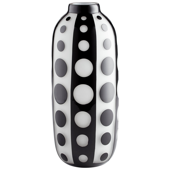 Cyan 11089 Vase, Black And White