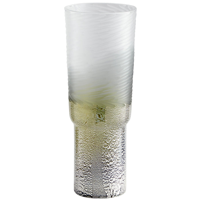 Cyan 11097 Vase, Clear And Guilded Silver