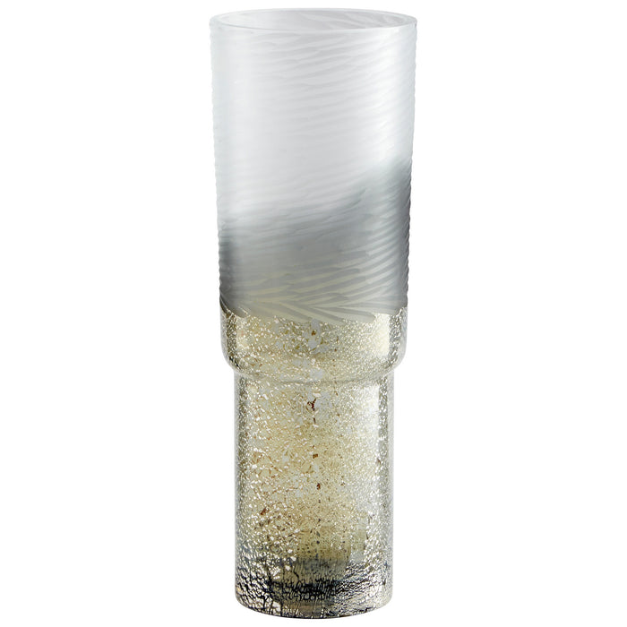 Cyan 11098 Vase, Clear And Guilded Silver