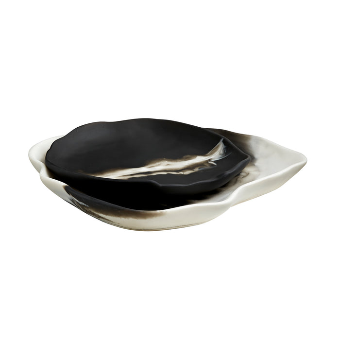 Arteriors 5622 Trays, Set of 2, Black & White