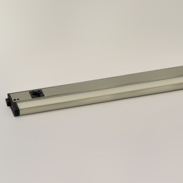Maxim 89867SN LED Under Cabinet, Satin Nickel