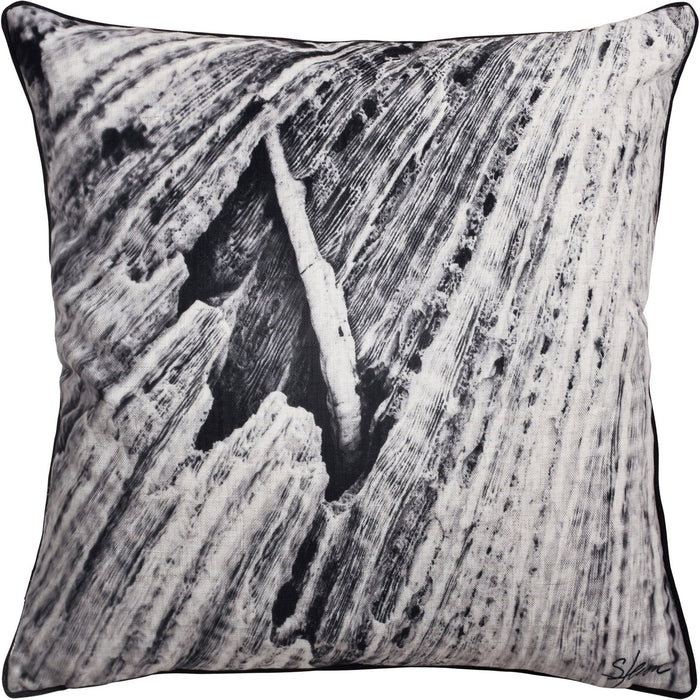 Renwil PWFL1302 Home Accents - Blankets/Throws