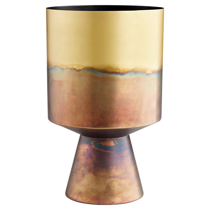 Cyan 11163 Planter, Gold