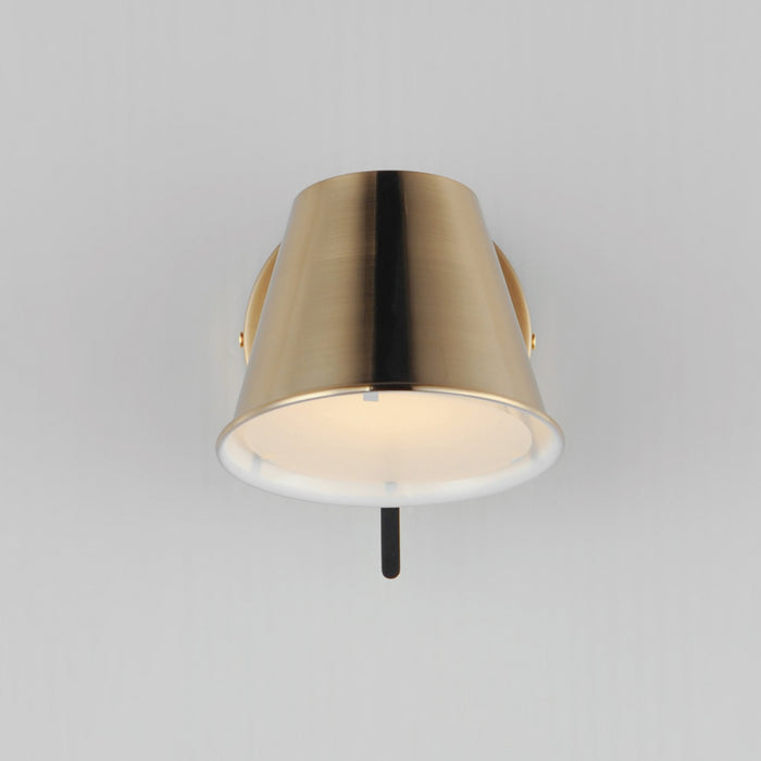 Maxim 25171DBZHR LED Wall Sconce, Dark Bronze, Leather, Heritage Brass