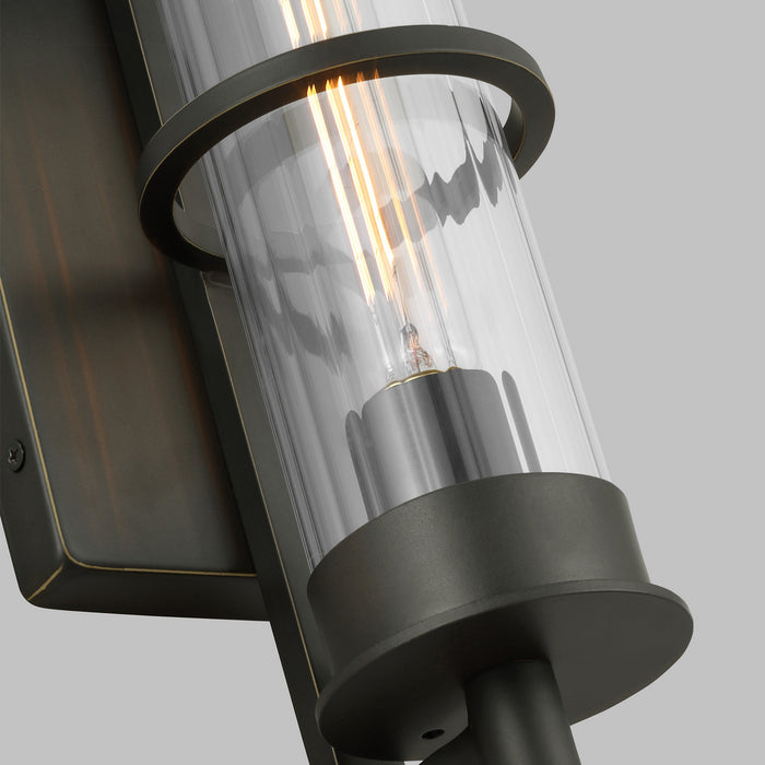 Visual Comfort Studio 8526701-71 One Light Outdoor Wall Lantern, Antique Bronze