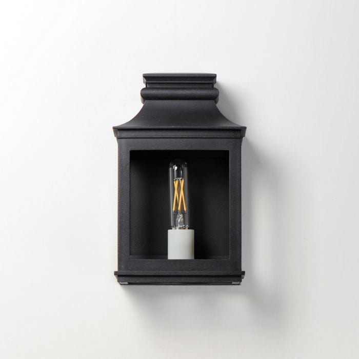 Maxim 40912CLBO One Light Outdoor Wall Sconce, Black Oxide