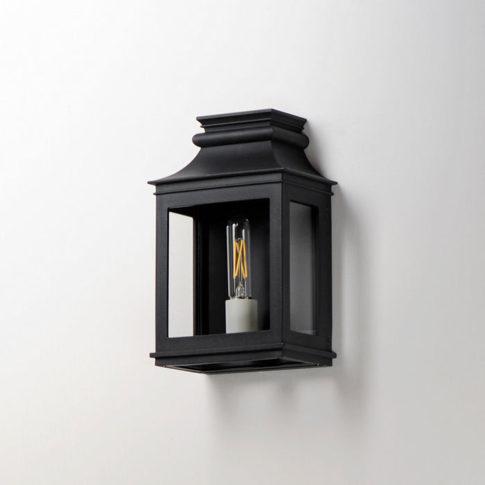 Maxim 40912CLBO One Light Outdoor Wall Sconce, Black Oxide