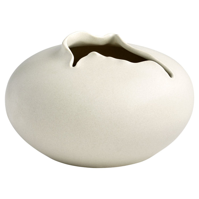 Cyan 11402 Vase, Off White Glaze