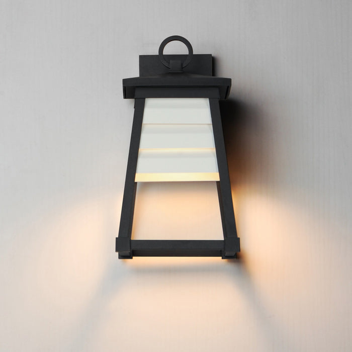 Maxim 40632WTBK One Light Outdoor Wall Sconce, Black