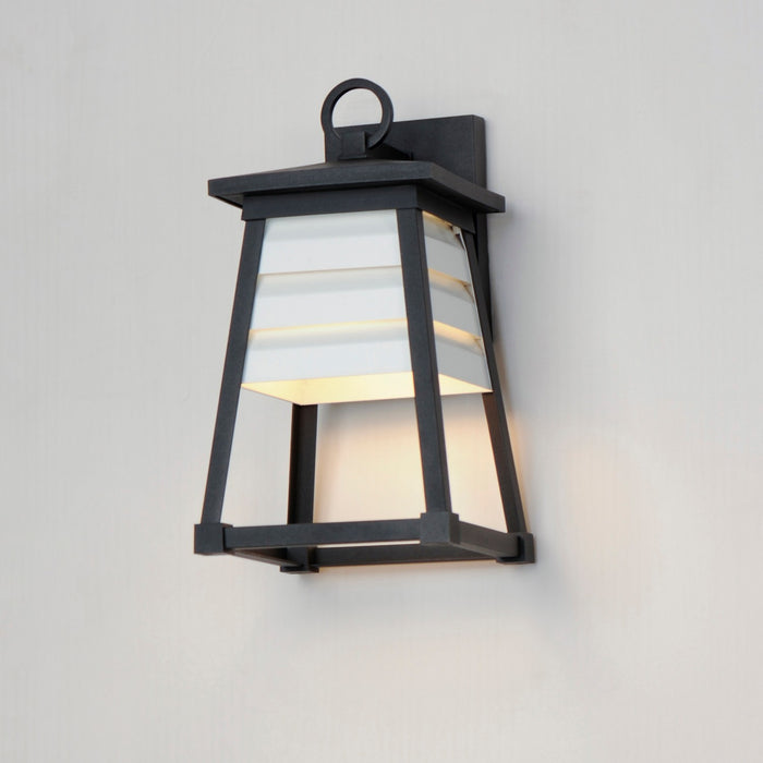 Maxim 40632WTBK One Light Outdoor Wall Sconce, Black