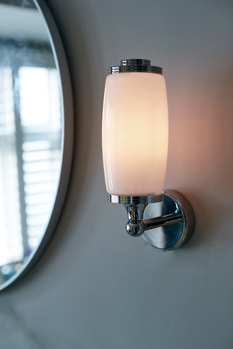 Lucas + McKearn BB-ELIOT1-PC LED Bath Light, Polished Chrome
