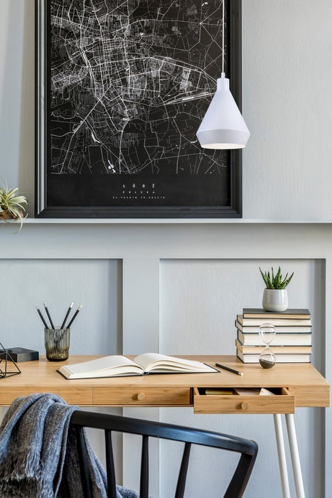 Canarm IPL1020A01WH One Light Pendant, Matte White