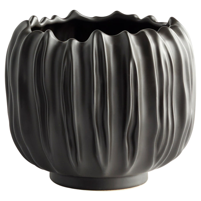 Cyan 11476 Vase, Black