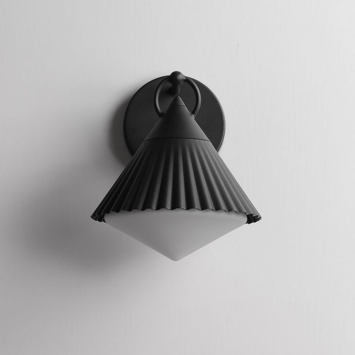 Maxim 35132WTBK One Light Wall Sconce, Black