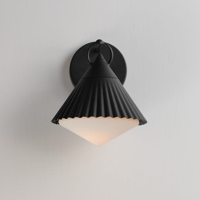 Maxim 35132WTBK One Light Wall Sconce, Black