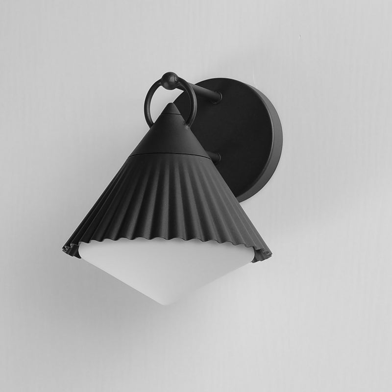 Maxim 35132WTBK One Light Wall Sconce, Black