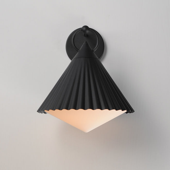 Maxim 35136WTBK One Light Wall Sconce, Black