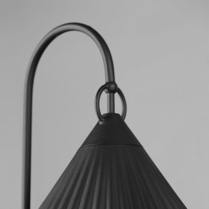 Maxim 35139BK LED Garden Light, Black