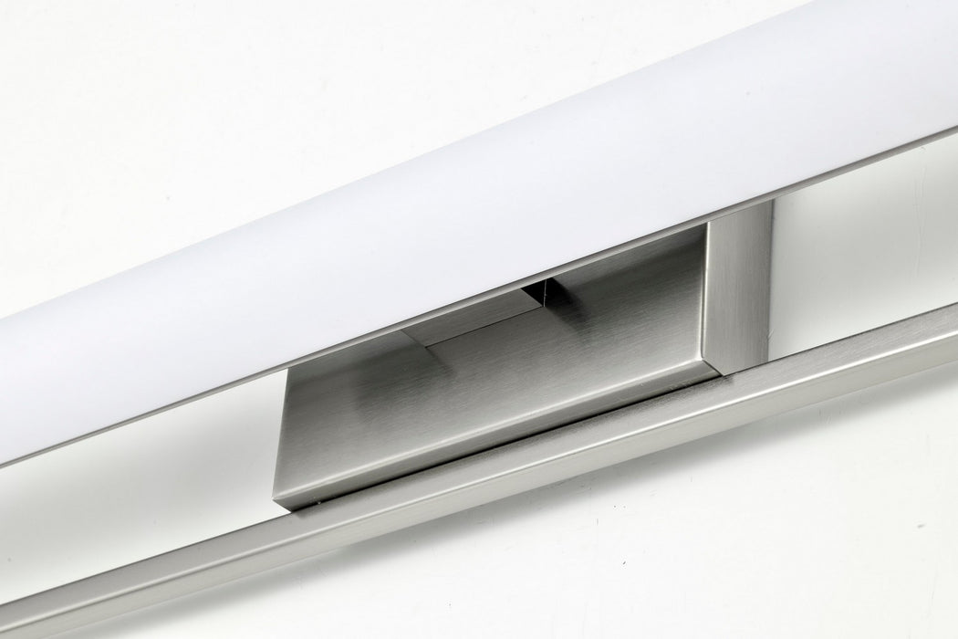 Nuvo Lighting 62-1543 LED Vanity, Brushed Nickel