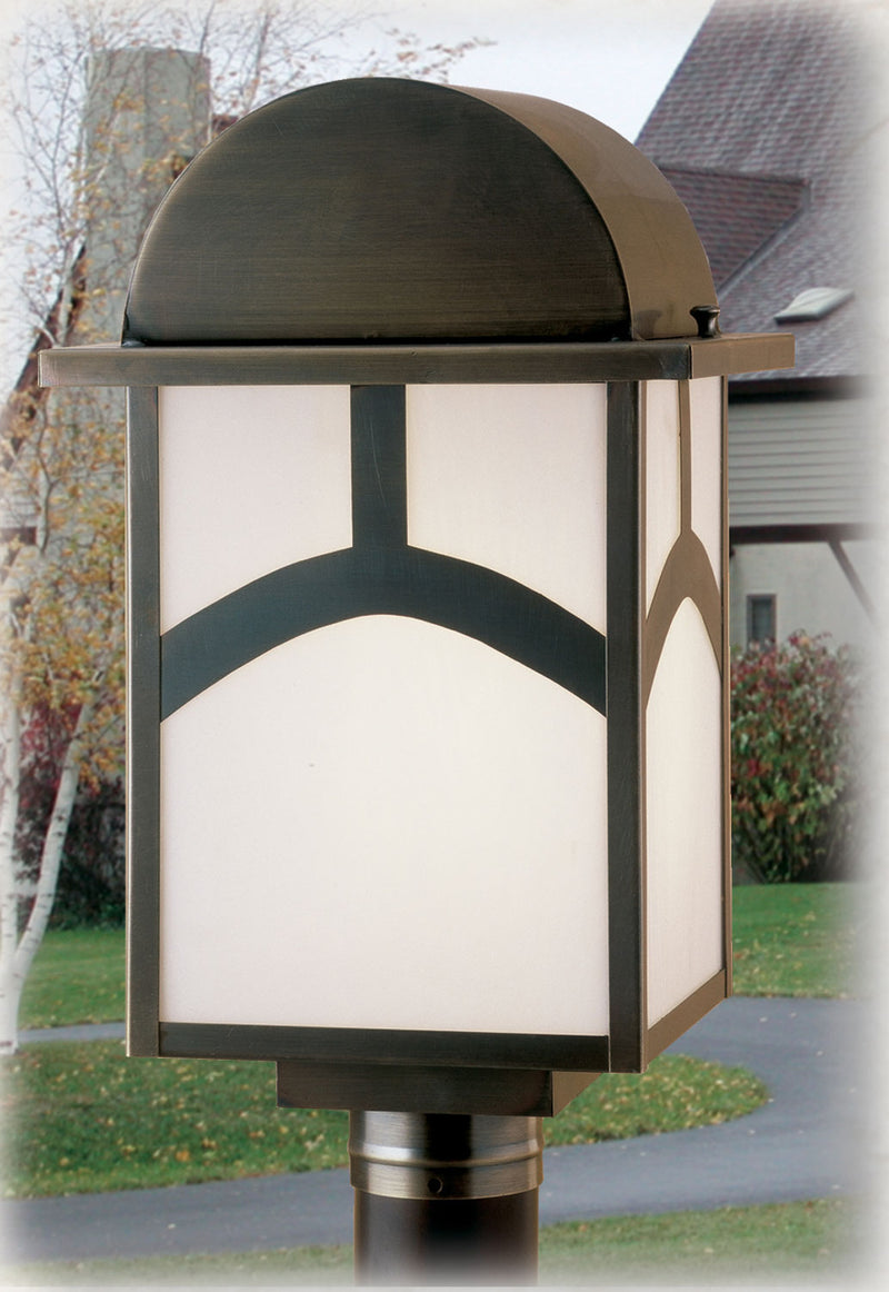 Meyda Tiffany 51891 One Light Post Mount, Rust