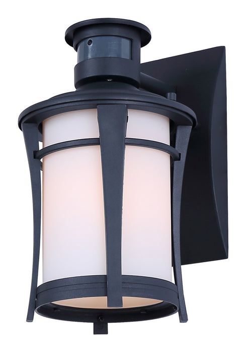 Canarm IOL716BK One Light Outdoor Wall Mount, Black