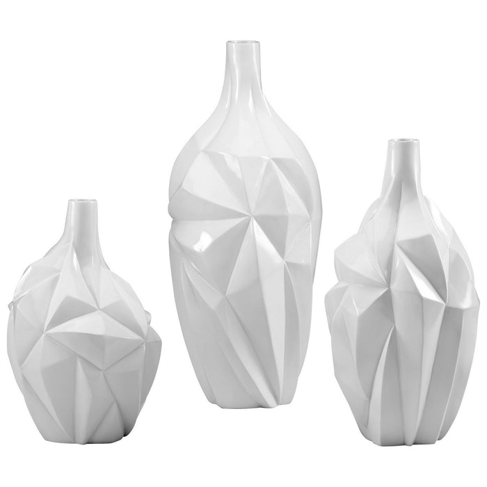 Cyan 05002 Vase, Gloss White Glaze