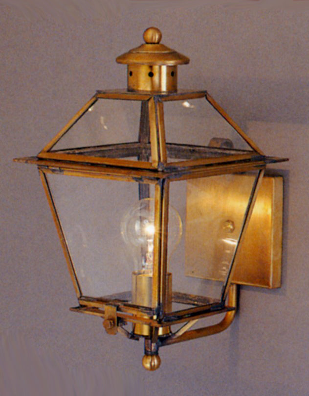 Genie House 91401ABC One Light Wall Mount, Antique Brass