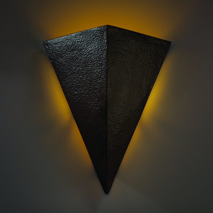 Justice Designs CER-1140-HMIR Lantern, Hammered Iron