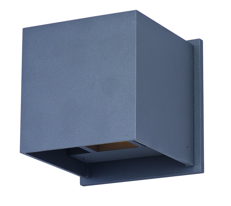 ET2 E41308-BZ LED Wall Sconce, Bronze