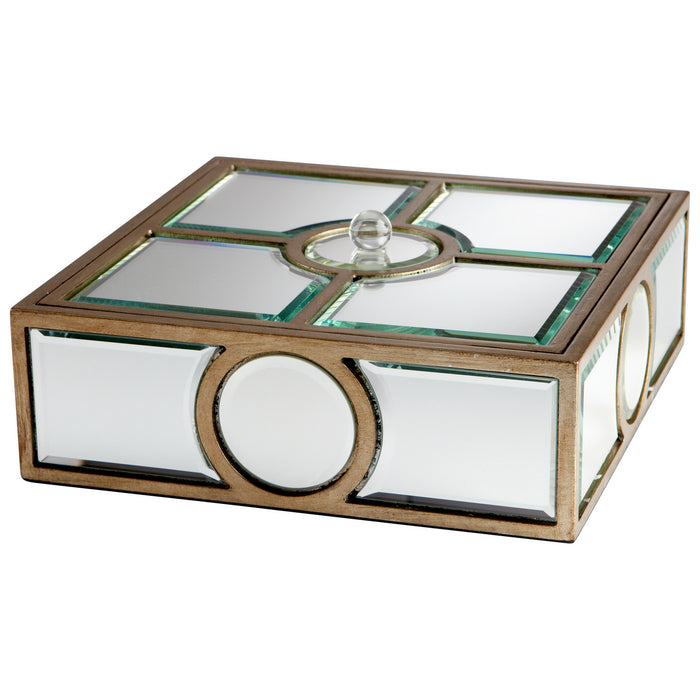 Cyan 05935 Container, Clear And Gold