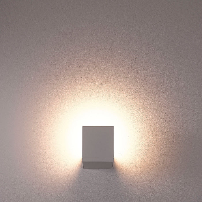 Eurofase 28283-010 LED Outdoor Wall Mount, Marine Grey