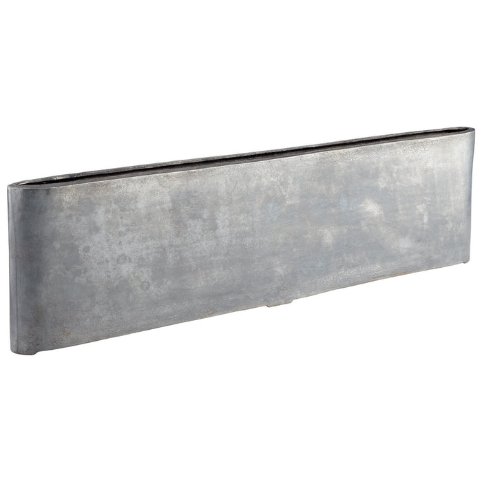 Cyan 07538 Planter, Zinc