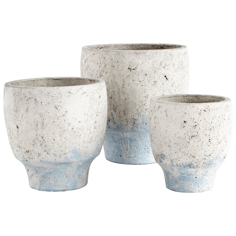 Cyan 09608 Planter, Antique White Blue Accents