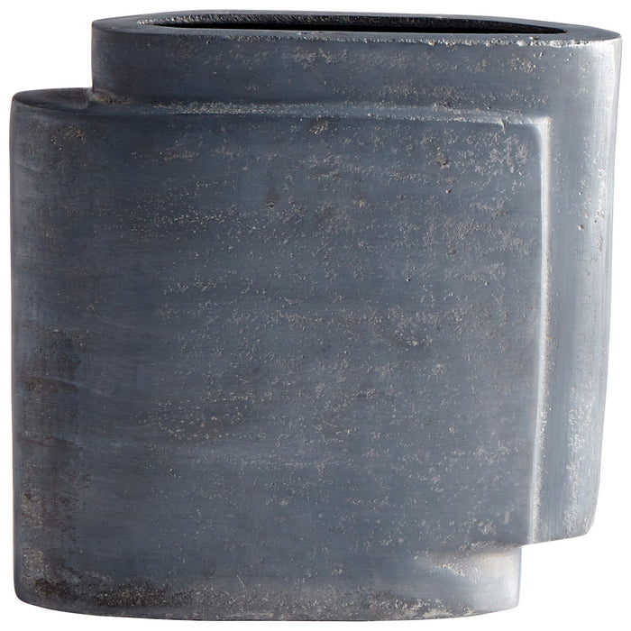 Cyan 08957 Vase, Zinc