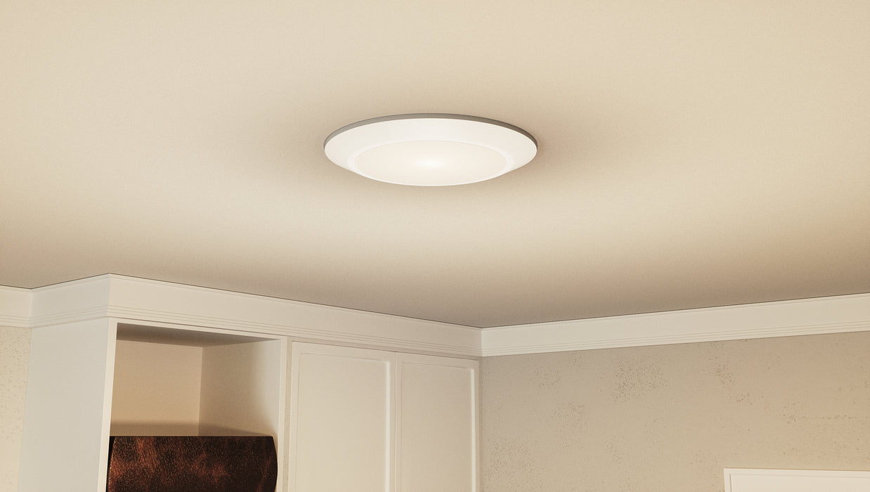 Quoizel VRG1612W Flush Mount, Matte White