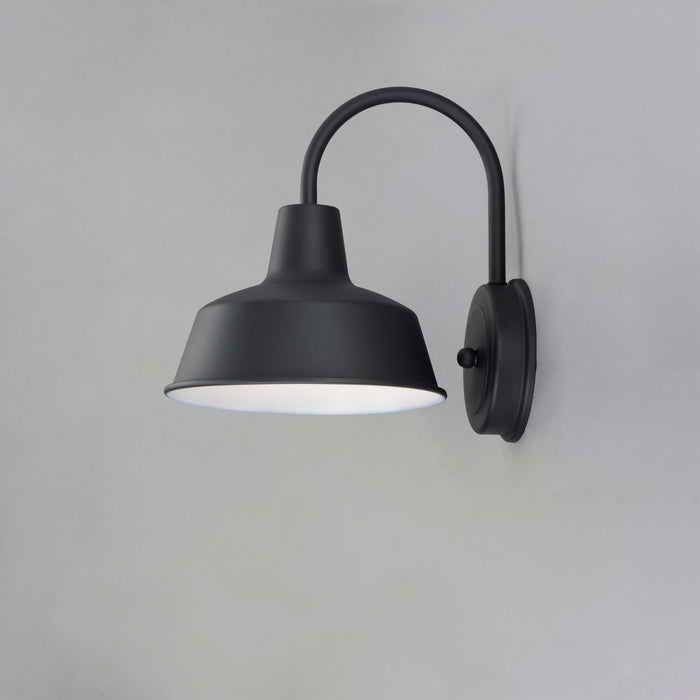 Maxim 35015BK One Light Outdoor Wall Lantern, Black