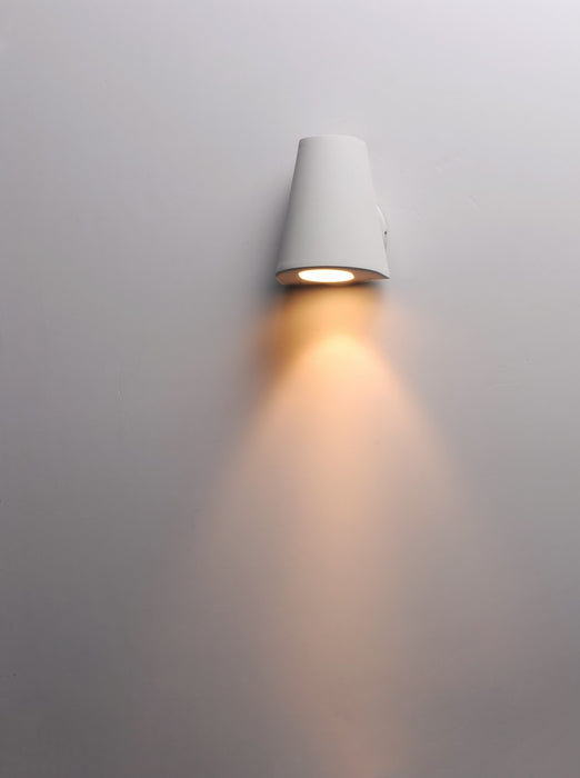 Maxim 86199WT LED Outdoor Wall Sconce, White